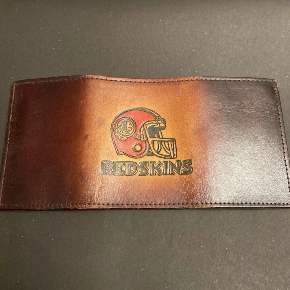 Vintage Washington Commanders Brown Leather  Red Helmet Letters Wallet Tri-Fold - Picture 2 of 4